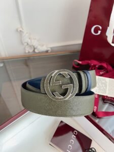 Gucci 354722 Reversible Belt for Men and Women, 001 Olive Green/Navy Blue, Cross-Grain Leather with Silver Interlocking G Buckle, 3.5cm Width, Luxury Designer Belt