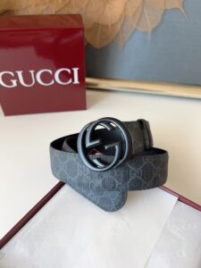 Gucci 774153 Reversible Belt for Men, 002 Dark Grey GG/Black Leather, Signature Monogram Canvas with Matte Black Interlocking G Buckle, 3.6cm Width, Luxury Designer Belt