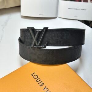 Louis Vuitton Reversible Belt for Men, 003 All Black, Pebbled Leather with Engraved LV Buckle (Matte Black Finish), 3.5cm Width, Luxury Designer Belt