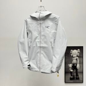 Arc'teryx Men's Waterproof Hardshell Windbreaker, Atomic Grey, Gore-Tex® Technology, Lightweight Outdoor Hiking Jacket