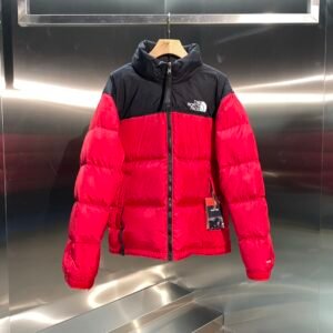 The North Face Men's 1996 Retro Nuptse 700 Fill Down Jacket, Red/Black, Puffer Insulated Winter Coat