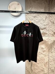 Gucci Unisex Cat Embroidered Logo Oversized T-Shirt, Black, Luxury Casual Short Sleeve Top