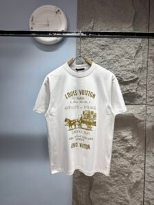 Louis Vuitton Unisex "Articles de Voyage" Print Oversized T-Shirt, White, Luxury Casual Short Sleeve Top